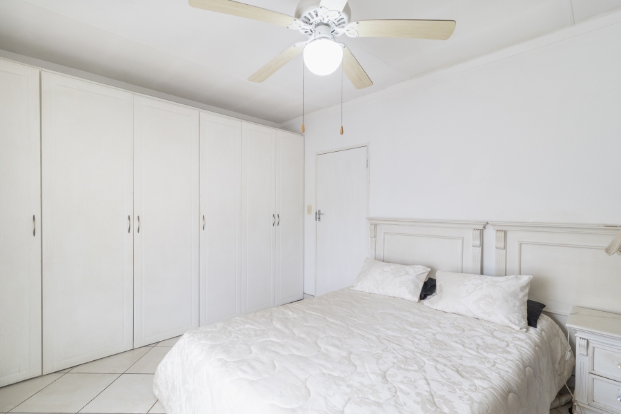 6 Bedroom Property for Sale in Melodie North West